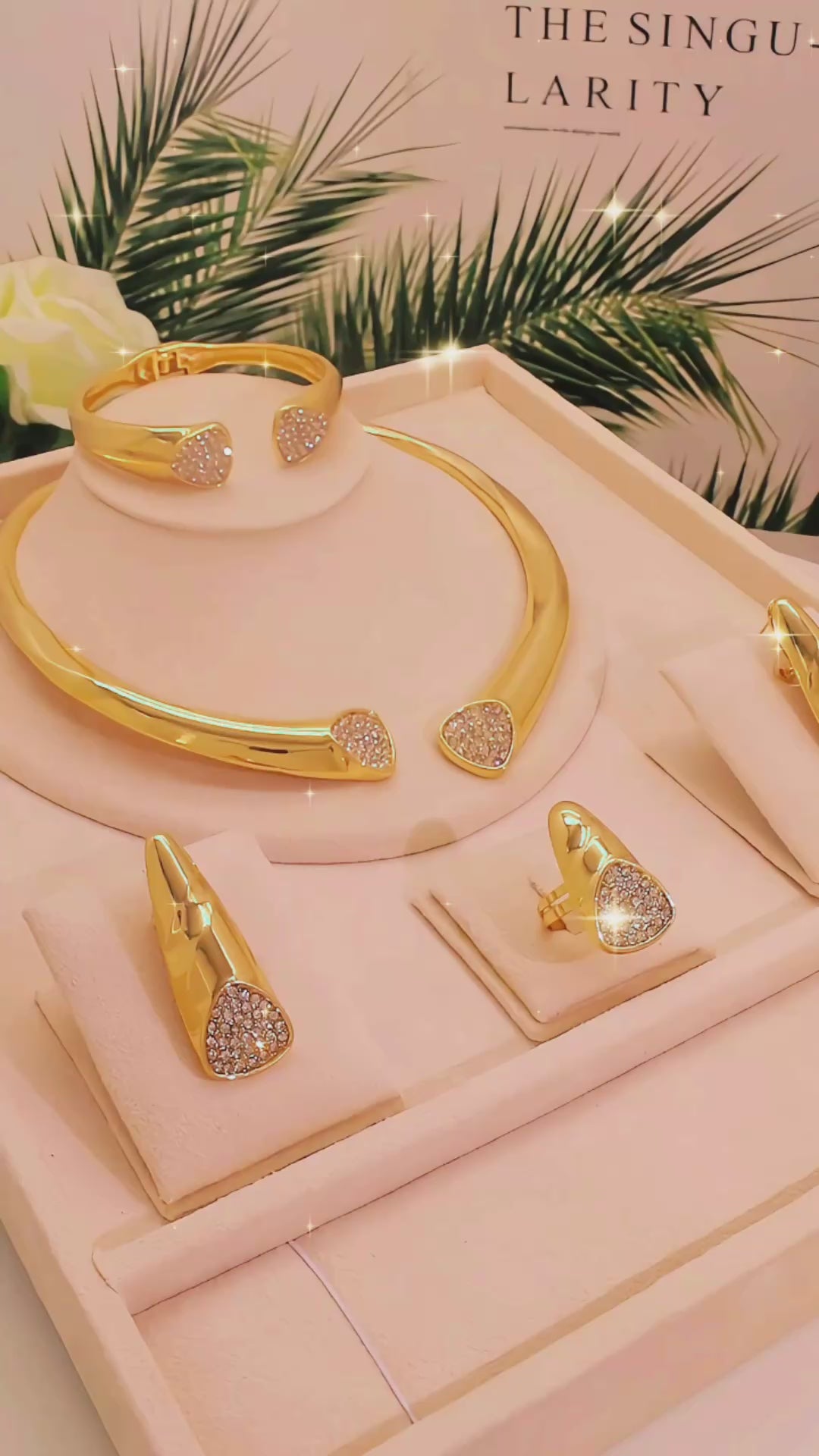 💎 رسوم الشحن مطلية بالذهب عيار 18