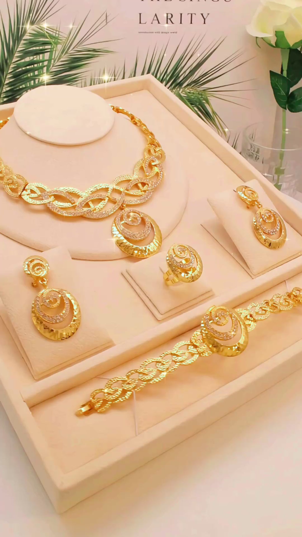 💎 رسوم الشحن مطلية بالذهب عيار 18