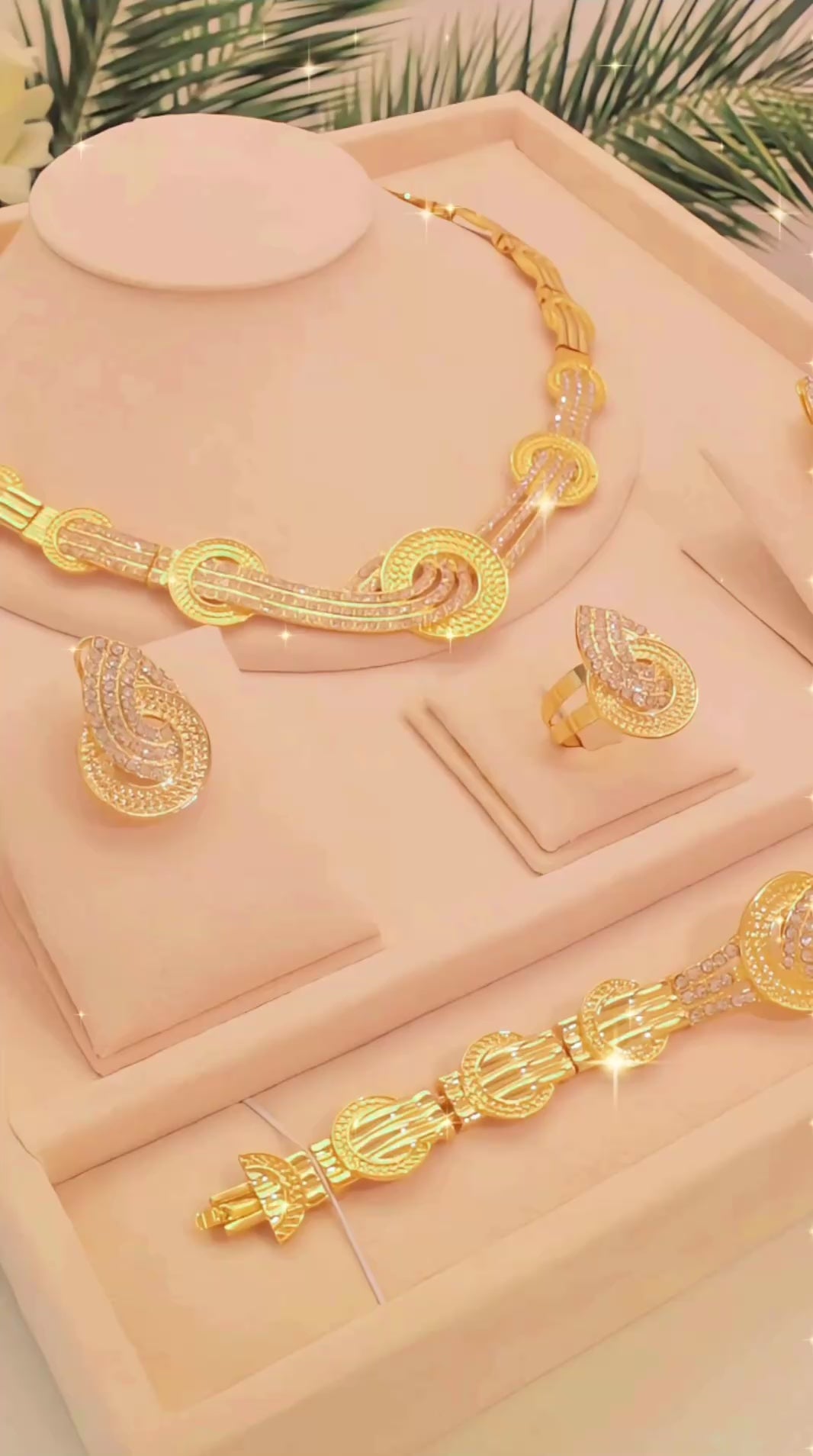 💎 رسوم الشحن مطلية بالذهب عيار 18