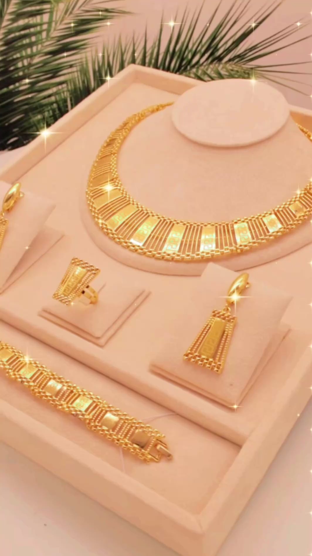 💎 رسوم الشحن مطلية بالذهب عيار 18